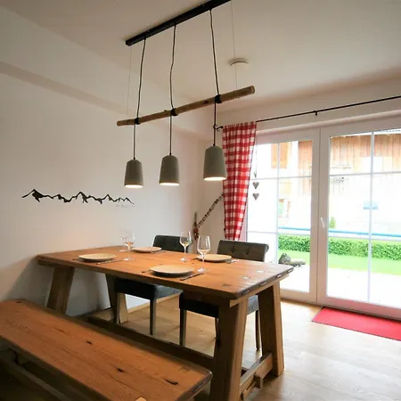 Allgaeustueble Am Schwangau